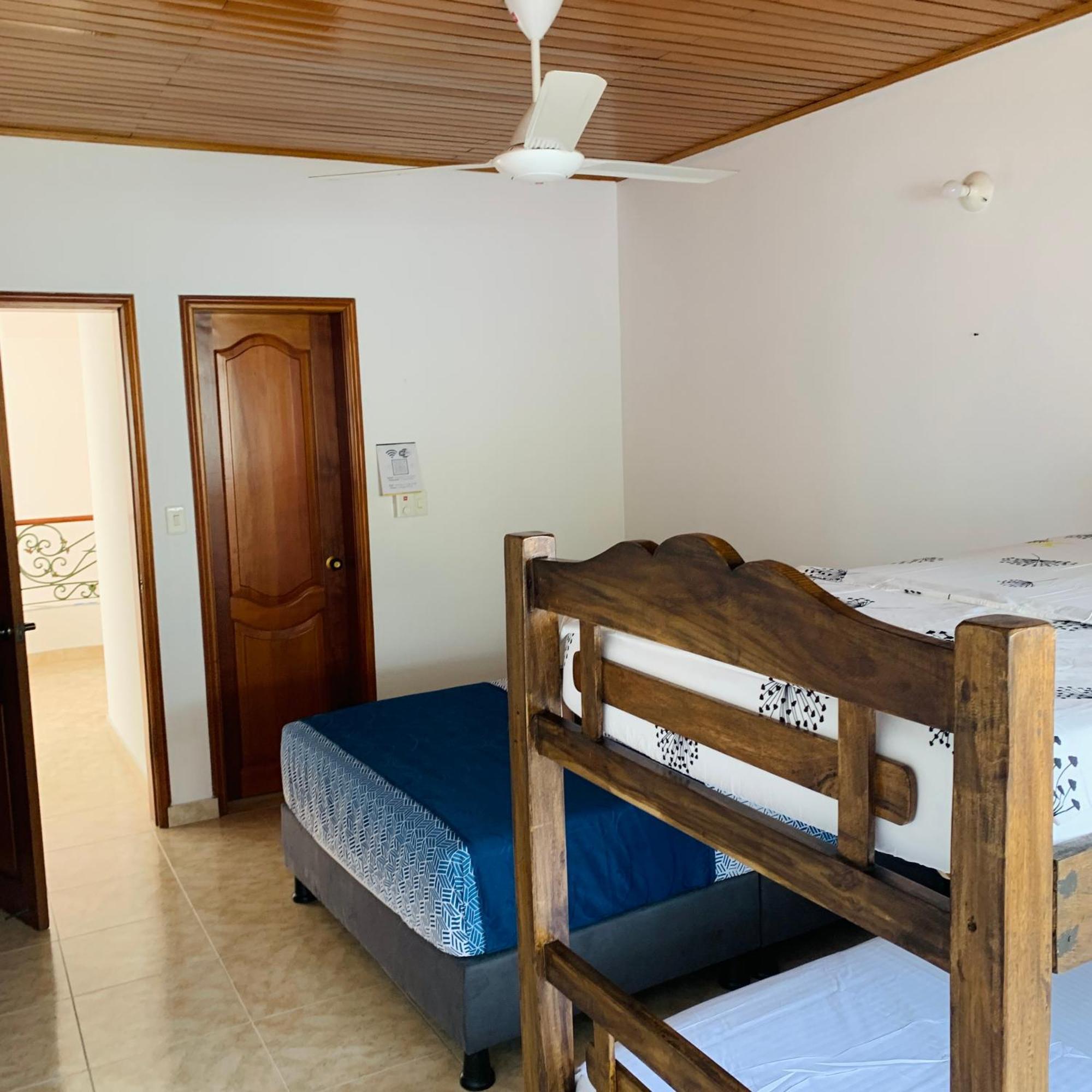 Hostel Cerca Al Centro Historico Cartagena Buitenkant foto